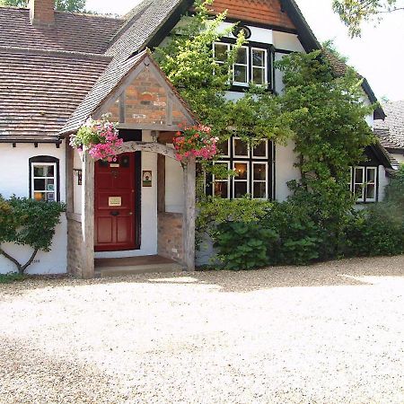 West Lodge Hotel Aylesbury  Exteriér fotografie